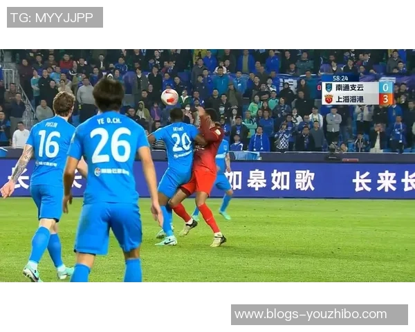 上海上港与墨尔本激战正酣比分揭晓引发球迷热议