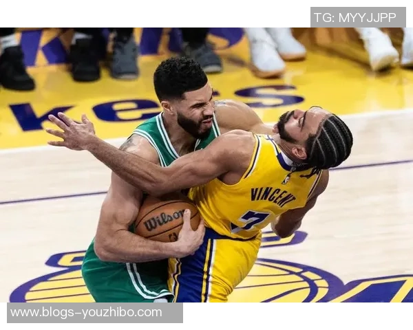 凯尔特人与卢克日的激烈对决揭示篮球战术的深度与魅力