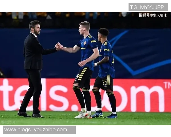 国王队与开拓者队激烈对抗赛场冲突引发球迷热议